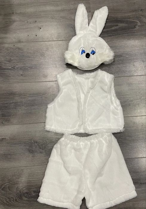 Продам костюм детский