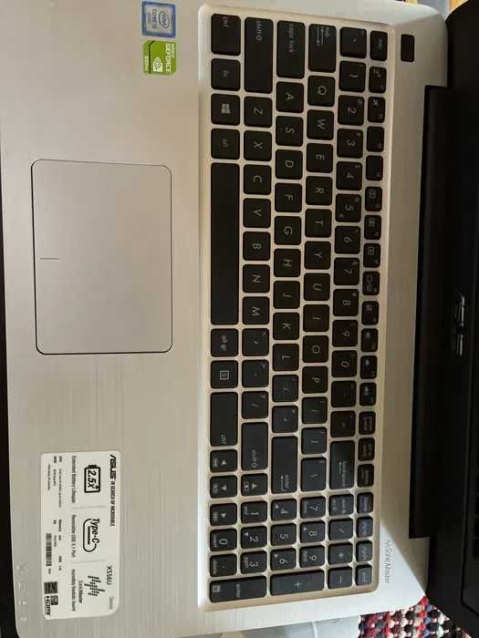 Vand laptop ASUS X556U, SSD 500 GB, INTEL I5, 8 GB RAM