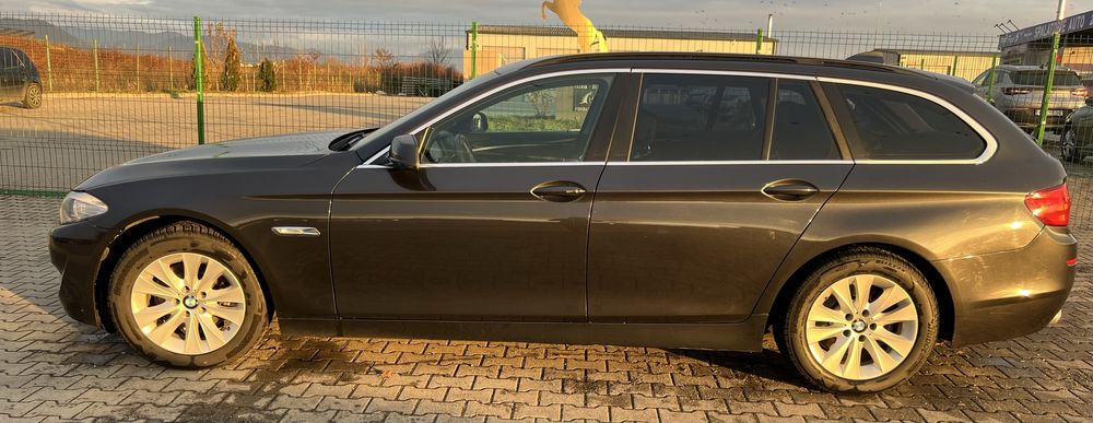 BMW Seria 5 520d F11 2012