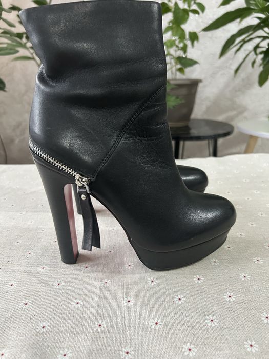 Продаются полусапожки