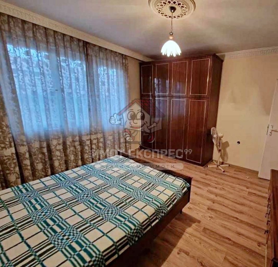 Продава се Етаж от къща в Асеновград - 122 кв.м за 673 €/кв.м - Снимка #15