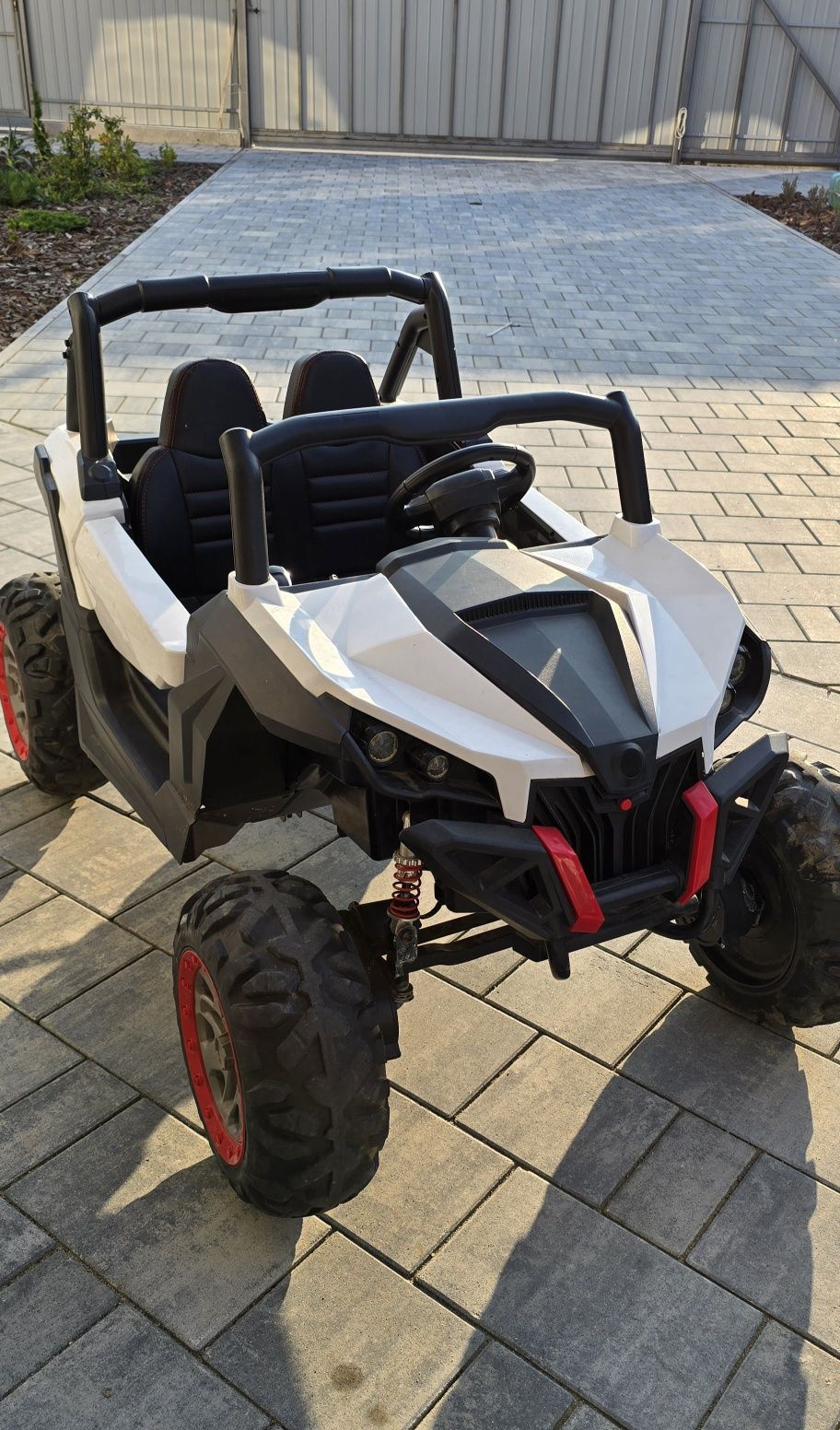 Masinuta 4x4 2copii xmx603