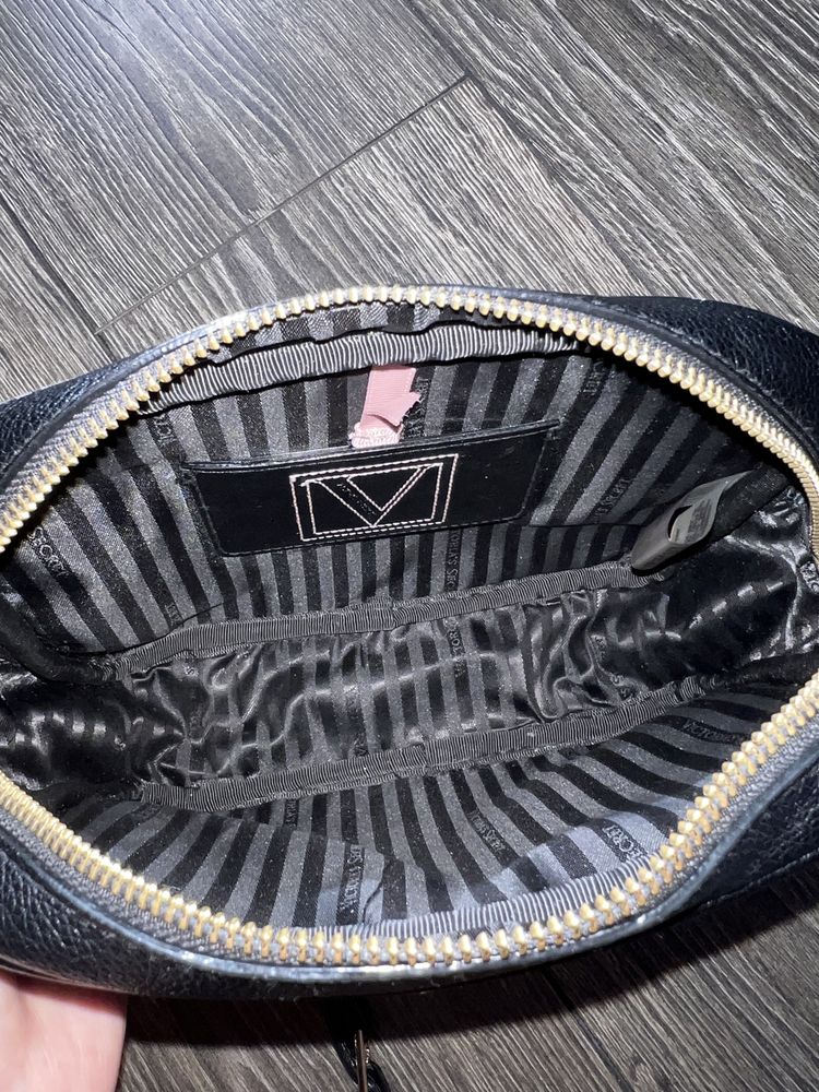 Чанта Victoria’s Secret
