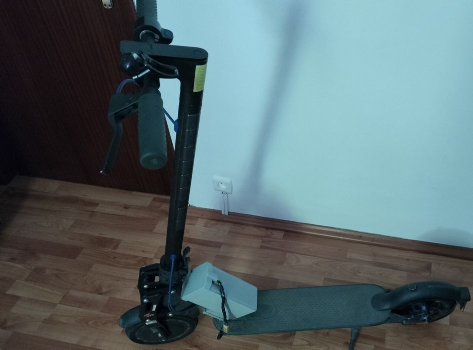 Trotineta electrica Xiaomi scooter mi3