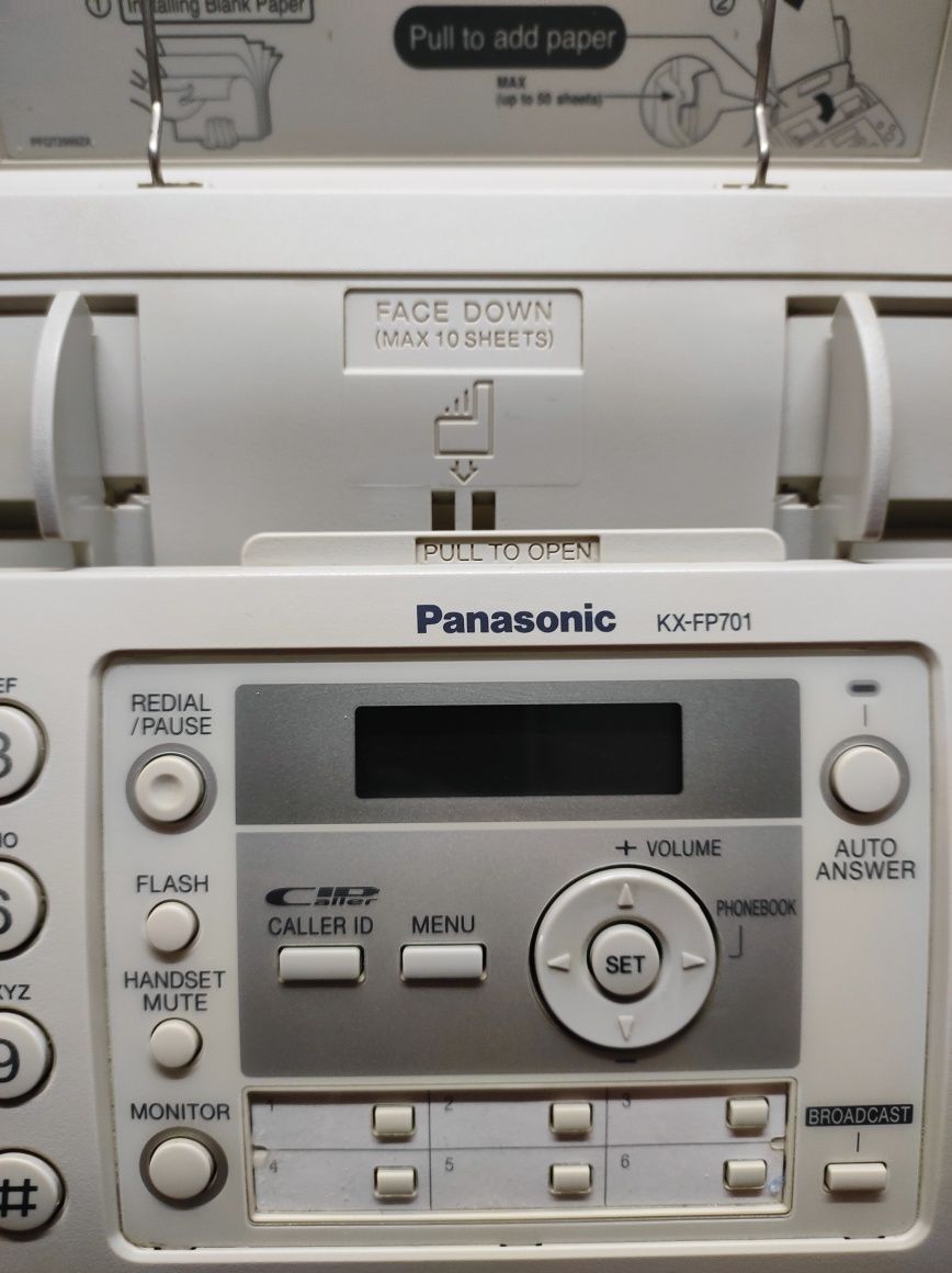 Продаётся телефон-факс(ксерокопия) PANASONIC kx-fp701.