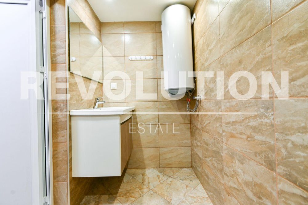 Продава се Двустаен апартамент в София, Надежда 2 - 48 кв.м за 3855 €/кв.м - Снимка #7