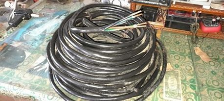 Cablu pentru instalatii de forta  cu sectiunea de  4x10mm.
