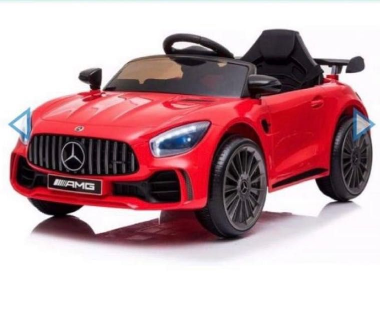 Детска акумулаторна кола Mercedes AMG