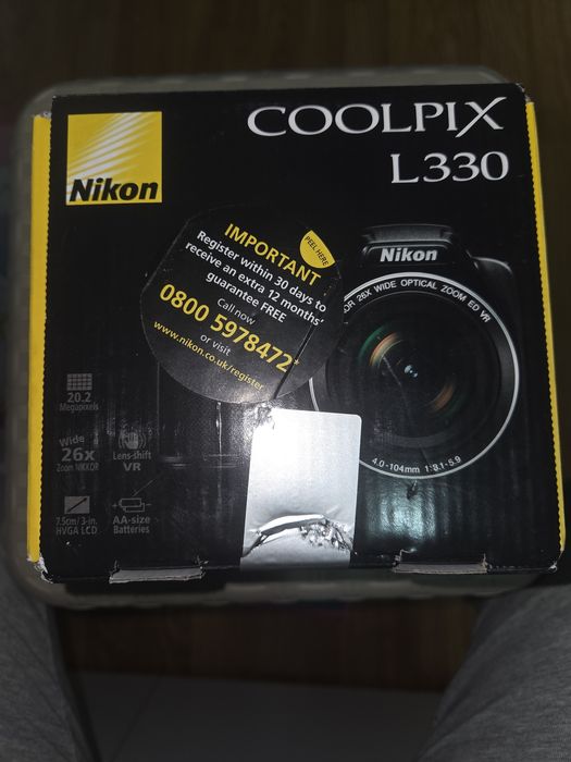 Vând camera foto nouă!o idee pentru a oferi un cadou celor dragi !