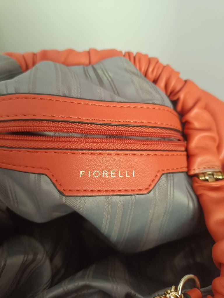 Клъч чанта Fiorelli