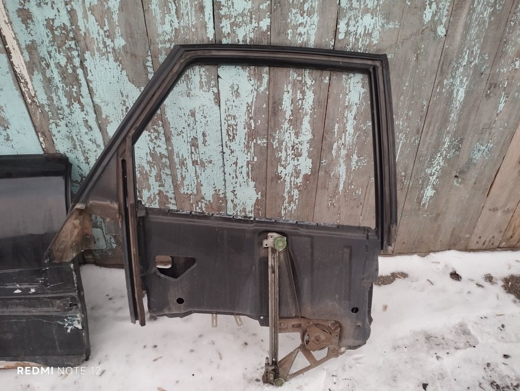 Рамка со стеклоподъемником Audi 100 C4