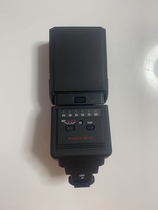 Nikon D5100 + обективи, аксесоари и статив Velbon EX-888