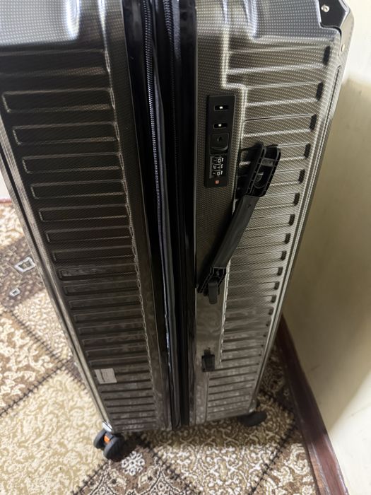 Sumka sotiladi yengi