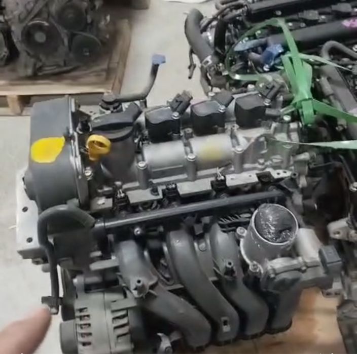 Продаётся Mpi двигатель на Фольксваген поло .с полным навесом.