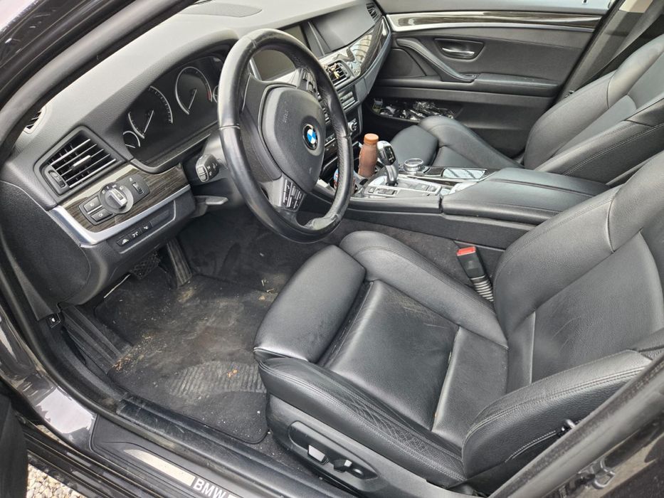 BMW 530d Luxury - motor stricat!!