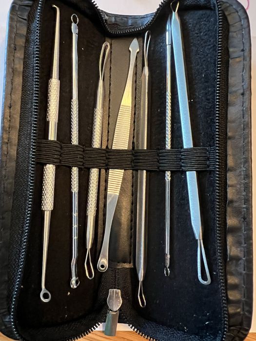 Trusa pentru extractia punctelor negre