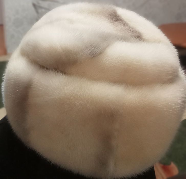 Продам норковую шапка