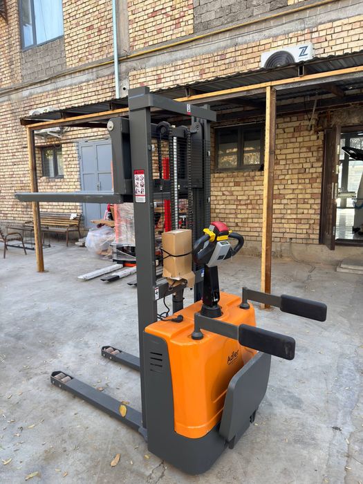 Гидравлический электрический штабелер 2 т 1,6 м shtabeler погрузчик