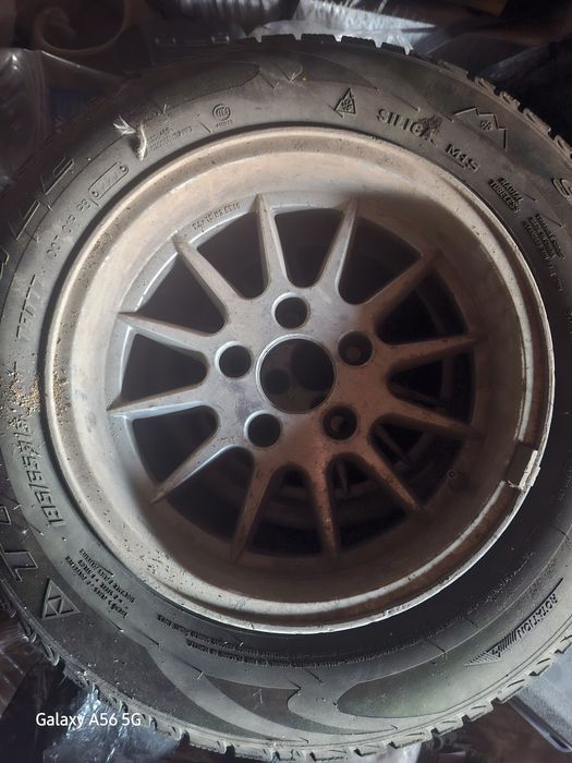 Продам диски с резиной комплект