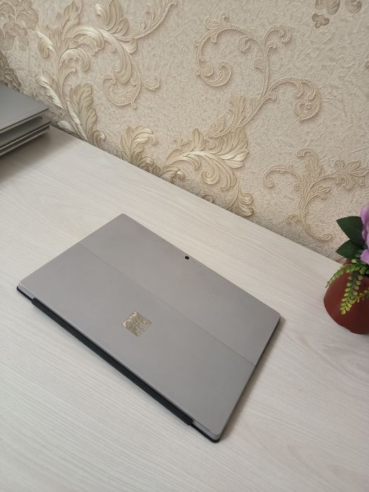 Microsoft Surface Pro 6 Platinum