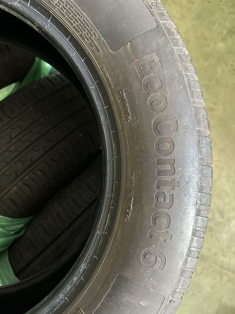 Continental 215/65 R17