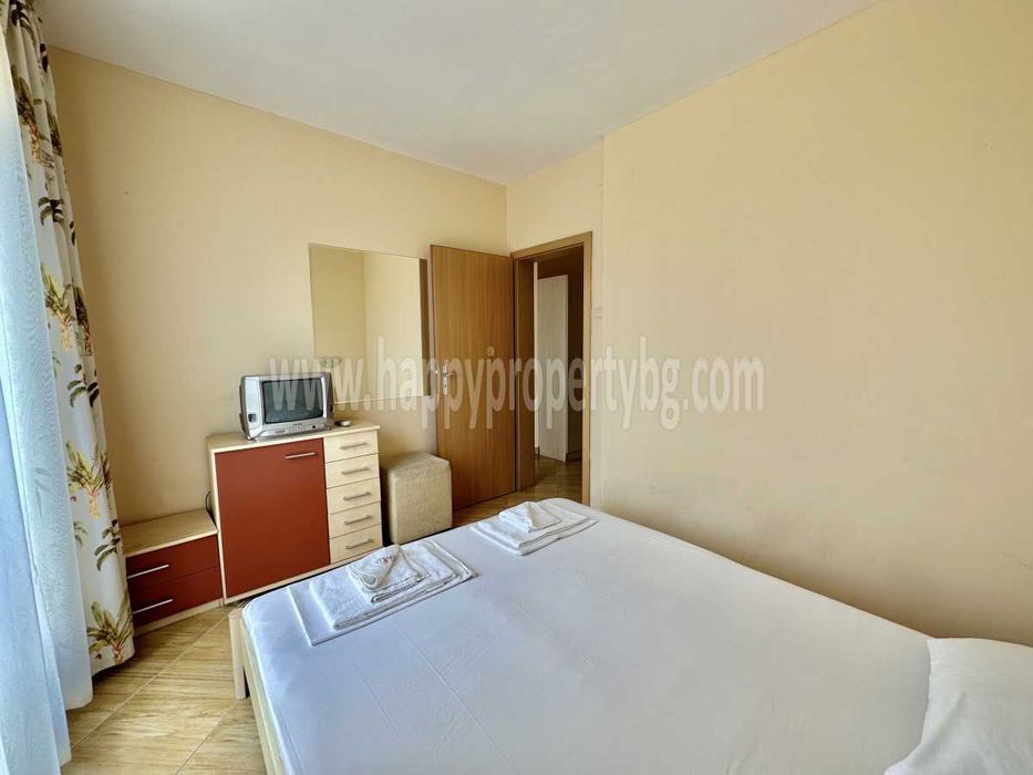 Продава се Двустаен апартамент в к.к. Слънчев бряг - 66 кв.м за 940 €/кв.м - Снимка #5