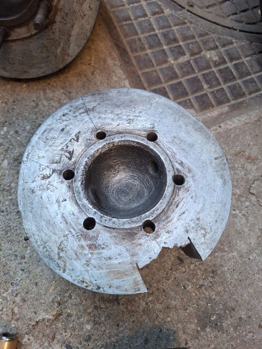 Piese motocicleta IJ 350 cilindru,quiloasa