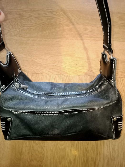 Geanta neagra dama din piele eleganta