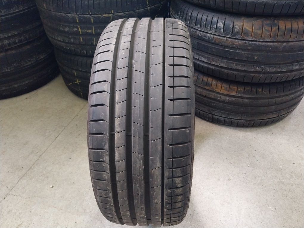 1XAnvelopa second vară 235 35 R19 Pirelli 2022 7.3mm