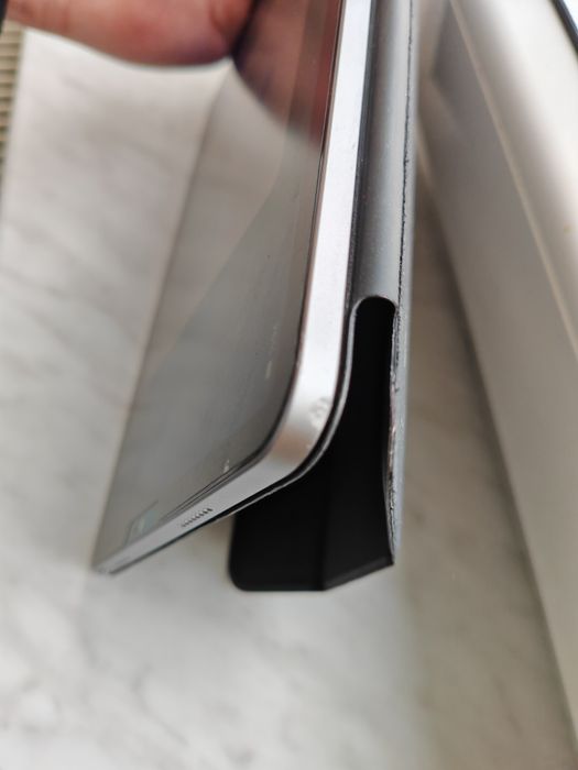 iPad Pro 11” (M2, 2022) – 128 GB Wi-Fi + Apple Pencil + husă originală