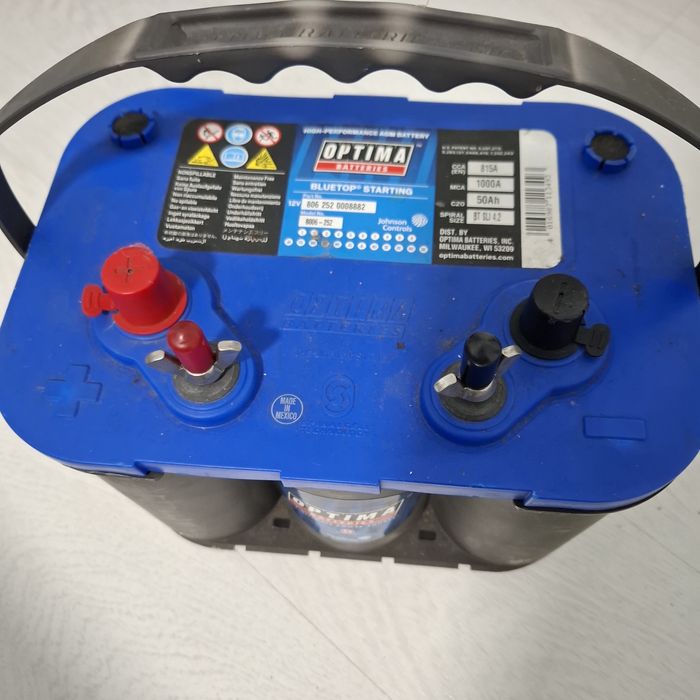 Vînd motor  barcă Minn kota Endura C2 30 LBS ,14,5 KG cu baterie