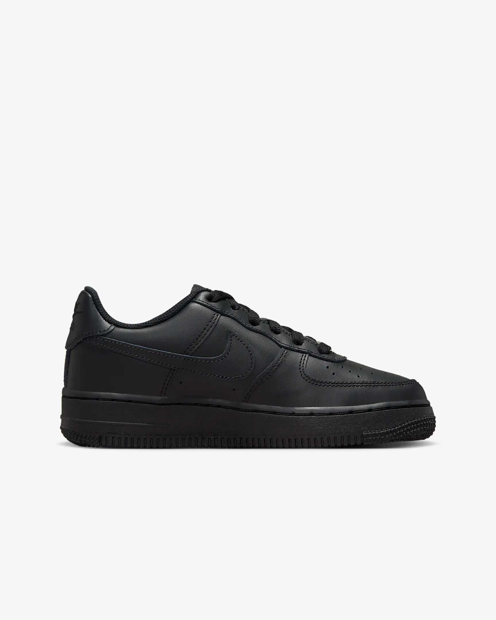 (36-47н) Nike Air Force 1 07' Triple Black