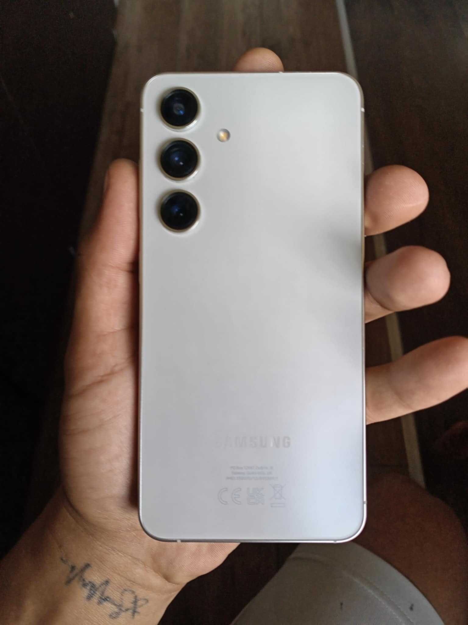 Samsung Galaxy s24