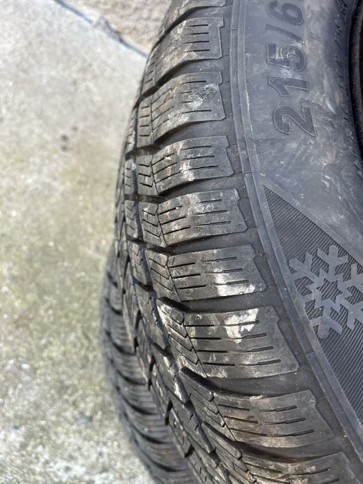 4 cauciucuri cu jante de tabla 215 60 16