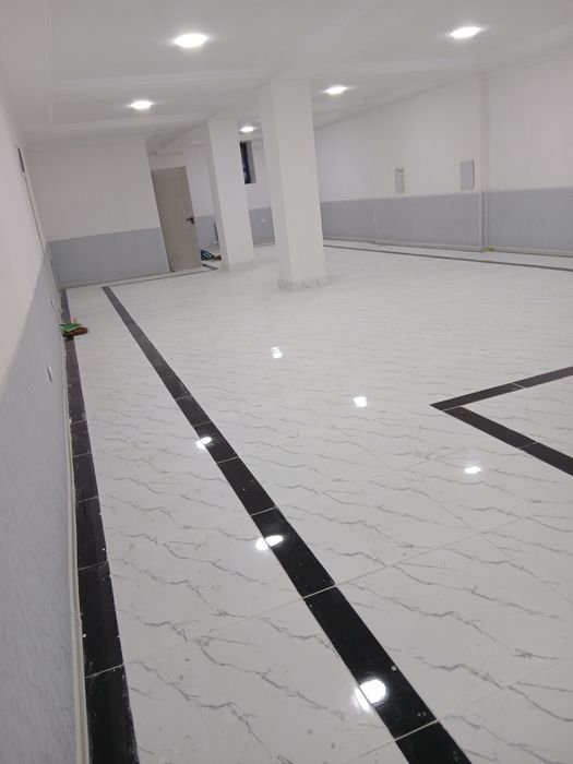 Padval ijaraga beriladi qulay locatsiyada joylashgan