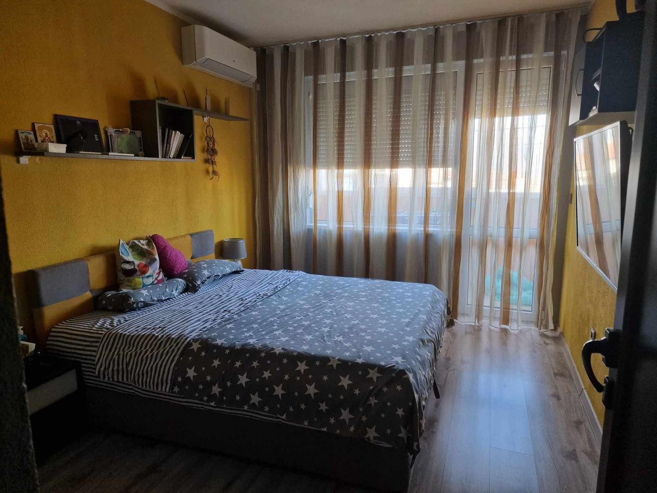 Продава се Тристаен апартамент в Благоевград, Орлова чука - 64 кв.м за 1329 €/кв.м - Снимка #4