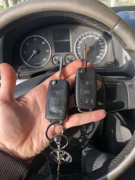 Cheie auto noua de rezerva/duplicare cheie auto/repar contacte blocate