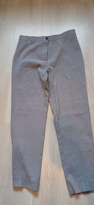 Pantaloni dama drepti