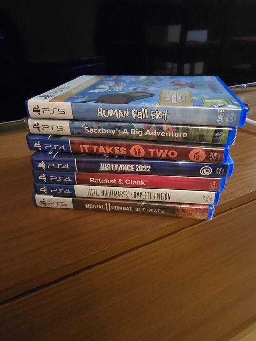Playstation 5 + 2 джойстика