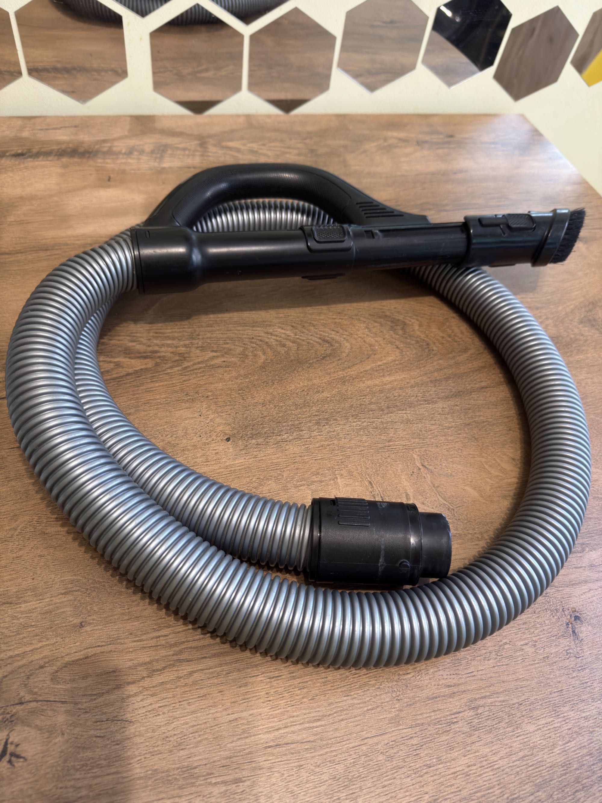 Rowenta Silence Force с четка за животни
