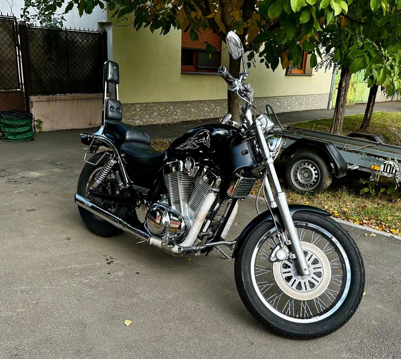 Vând Suzuki Intruder 1400 an 2006