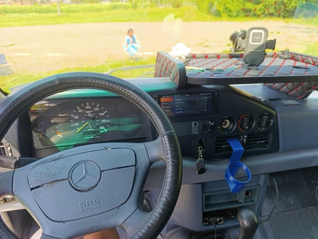 Mercedes Sprinter 212 2.9TD