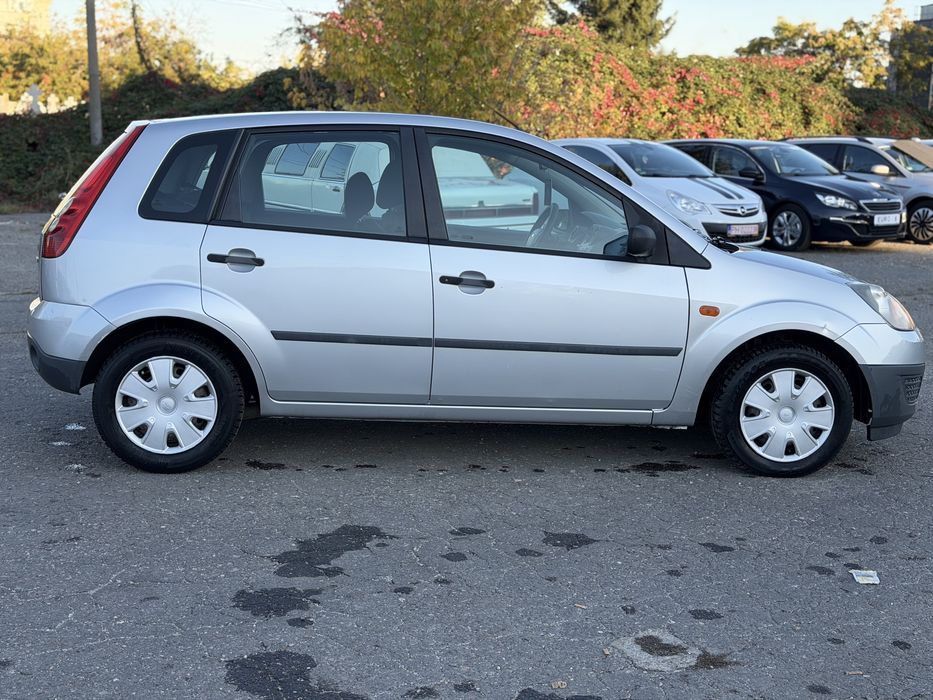 Ford Fiesta 1.4 - Proprietar - AC