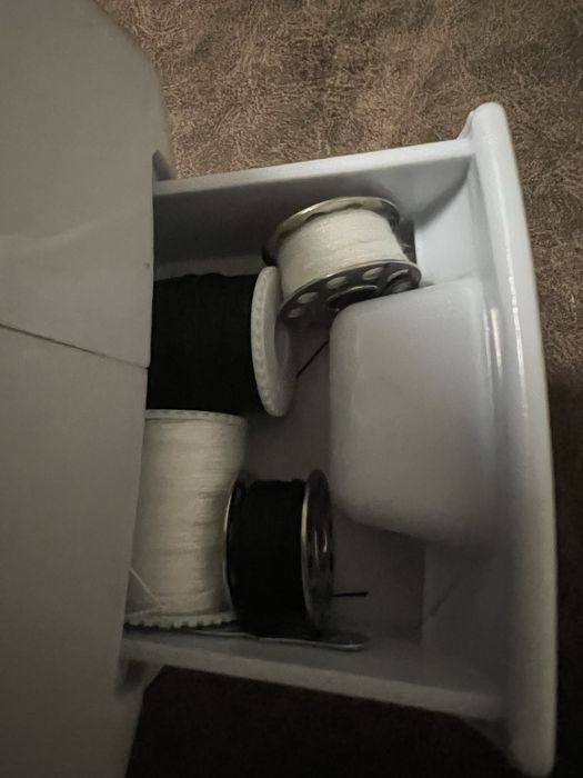 Машина за шиене TZS First Austria FA-5700-2