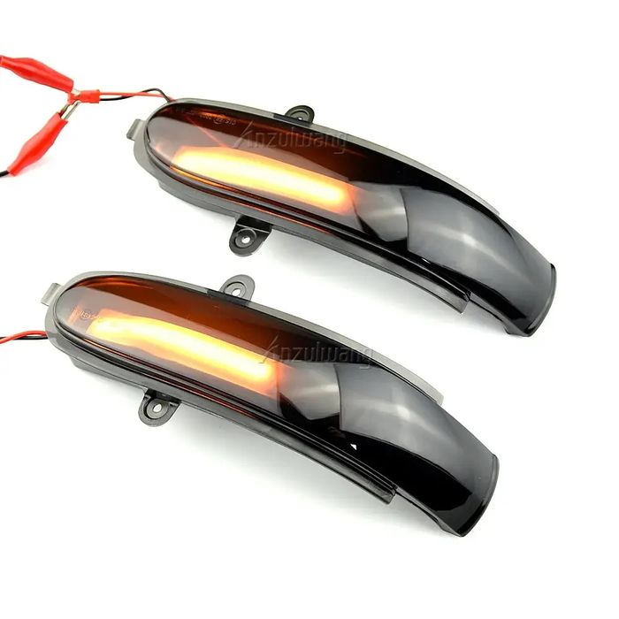 LED мигачи с динамичен ефект за огледала Mercedes W203, S203, CL203