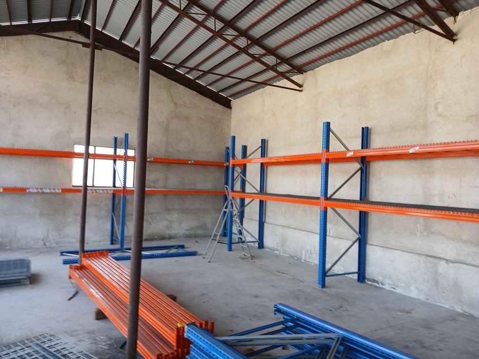 Rafturi profesionale