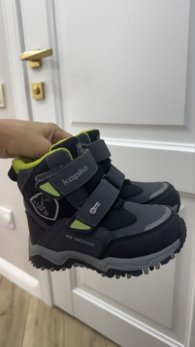 Продам зимние сапожки Kapika