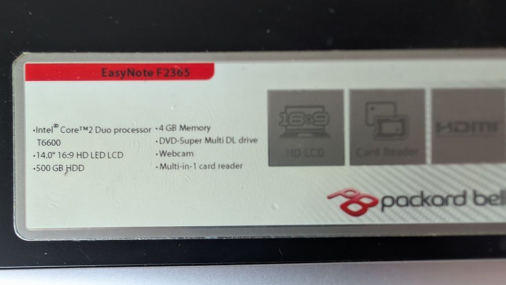 Лаптоп Packard Bell (Acer)