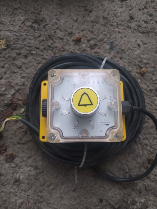 Аварийная кнопка сигнал