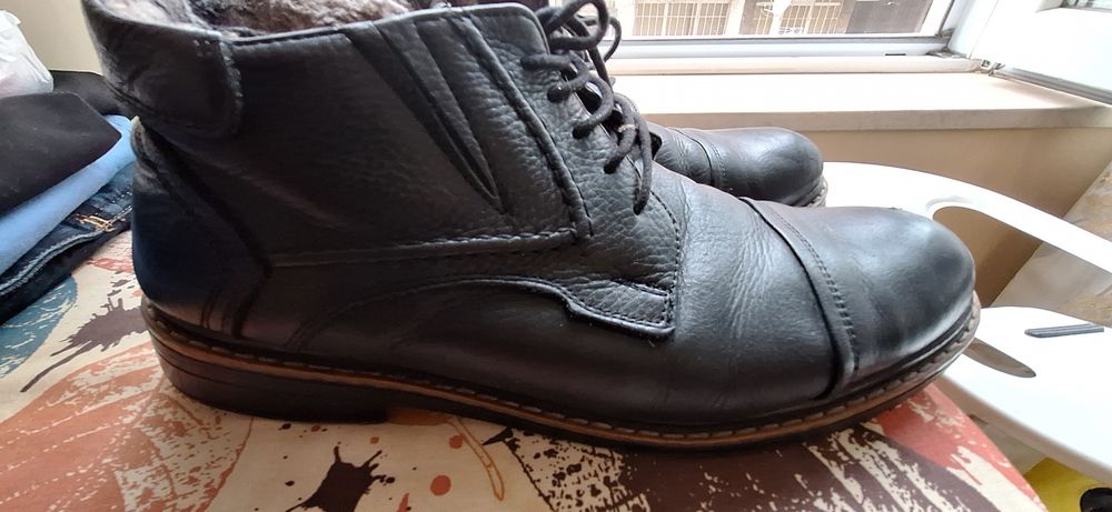 Мъжки боти,ест.кожа,топли,номер 42